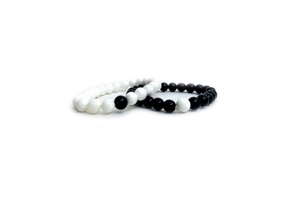 Astroghar Black onyx & white agate fancy yin yang pair stretch bracelet - Image 2