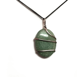 Natural Green Aventurine Crystal Wire Wrap Crystal Pendant Men & Women Pendant For Reiki Healing