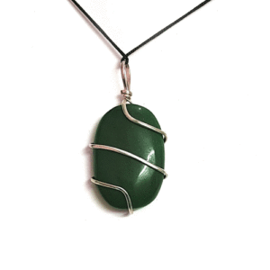 Natural Green Jade Crystal Oval Shaped Wire Wrap Crystal Pendant Men & Women Pendant For Reiki Healing