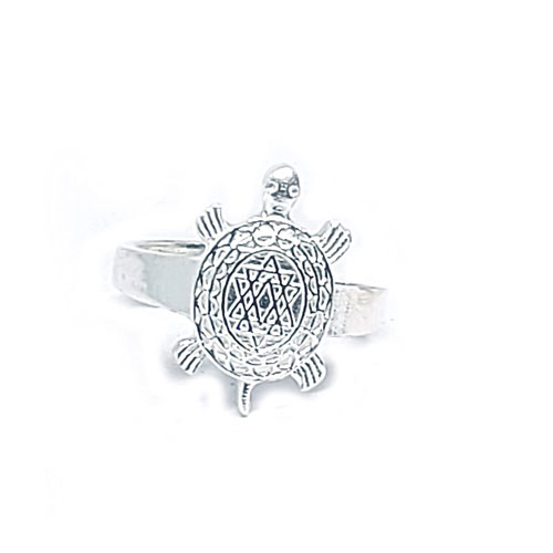Plain Tortoise Ring (कछुआ अंगूठी) | Buy Energized Kachua Mudrika | Tortoise  ring, Stylish rings, Rings