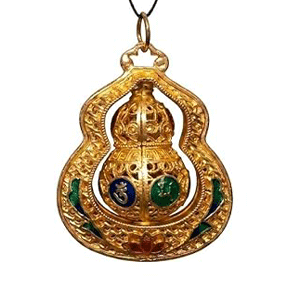 Om Mani Padme Hum Mantra Engraved Wu Lou Calabash Fengshui Bottle Gourd Shaped Rotating Pendant