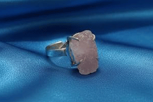 Natural Rose Quartz Raw Uneven Cut Crystal free Size Ring - Image 2