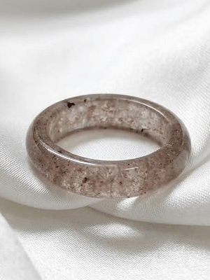 Natural Strawberry Quartz Crystal Band Ring - Image 3